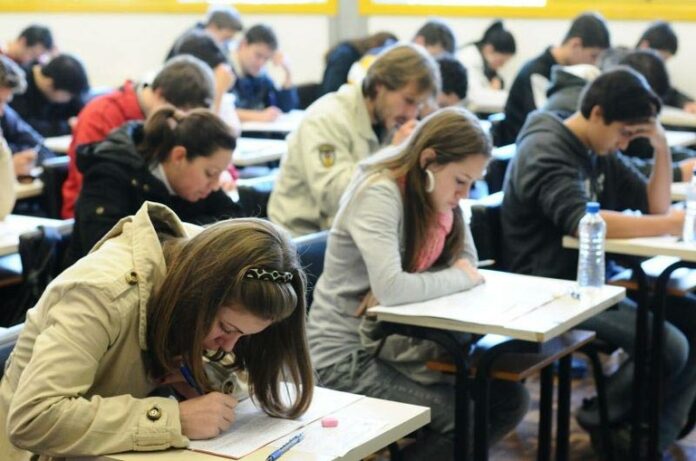 SERVICO-Inscricoes-para-o-vestibular-Cederj-terminam-amanha